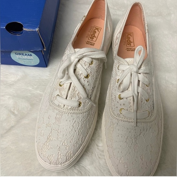 NWT Keds Triple Cream Painted Crochet Platform Sneakers Size 11 M - Picture 11 of 16